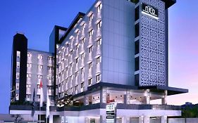 Hotel Neo Malioboro By Aston